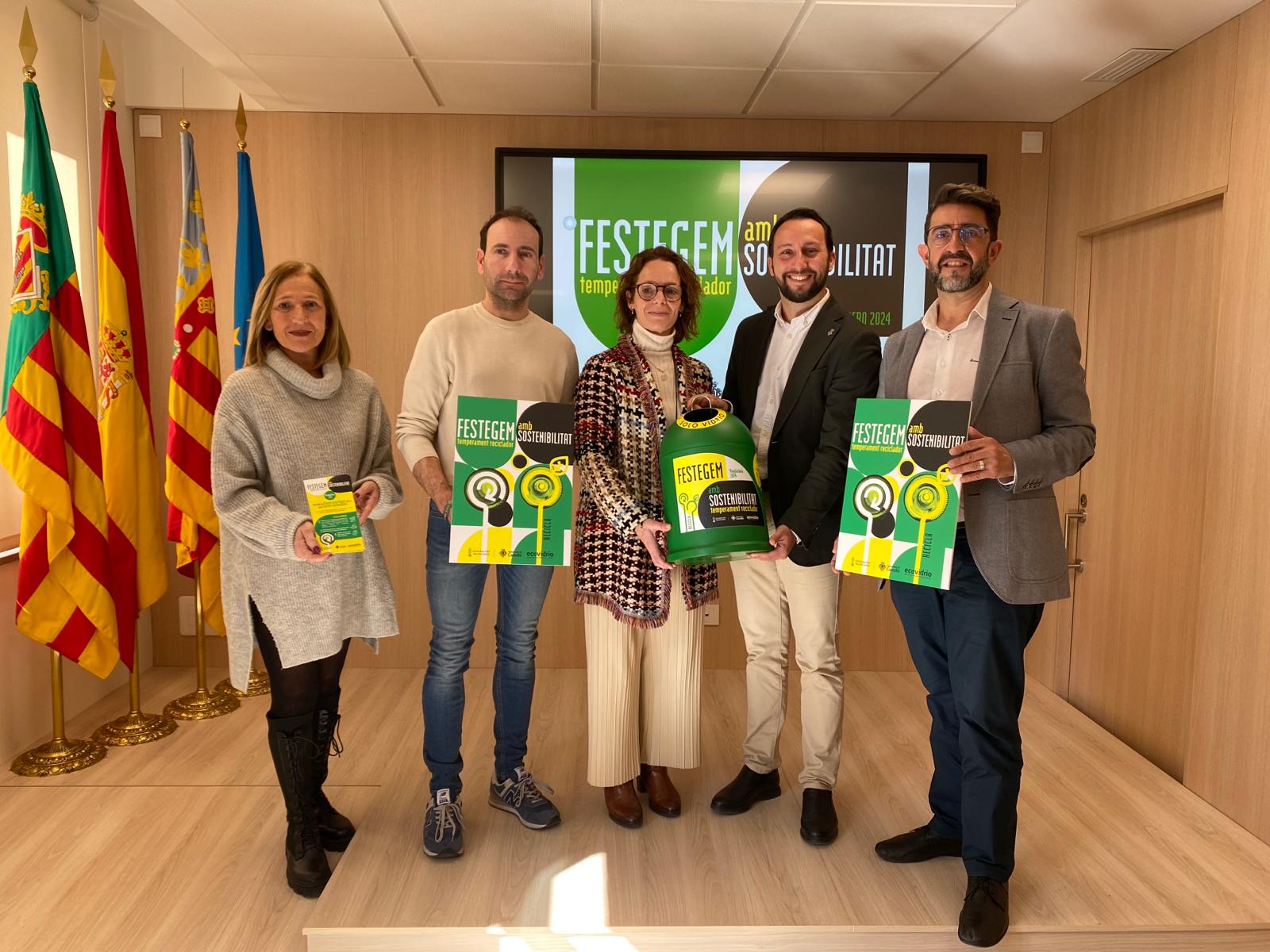 L'Ajuntament de Castelló i Ecovidrio posen en marxa una campanya per a fomentar el reciclatge en la Magdalena 2024