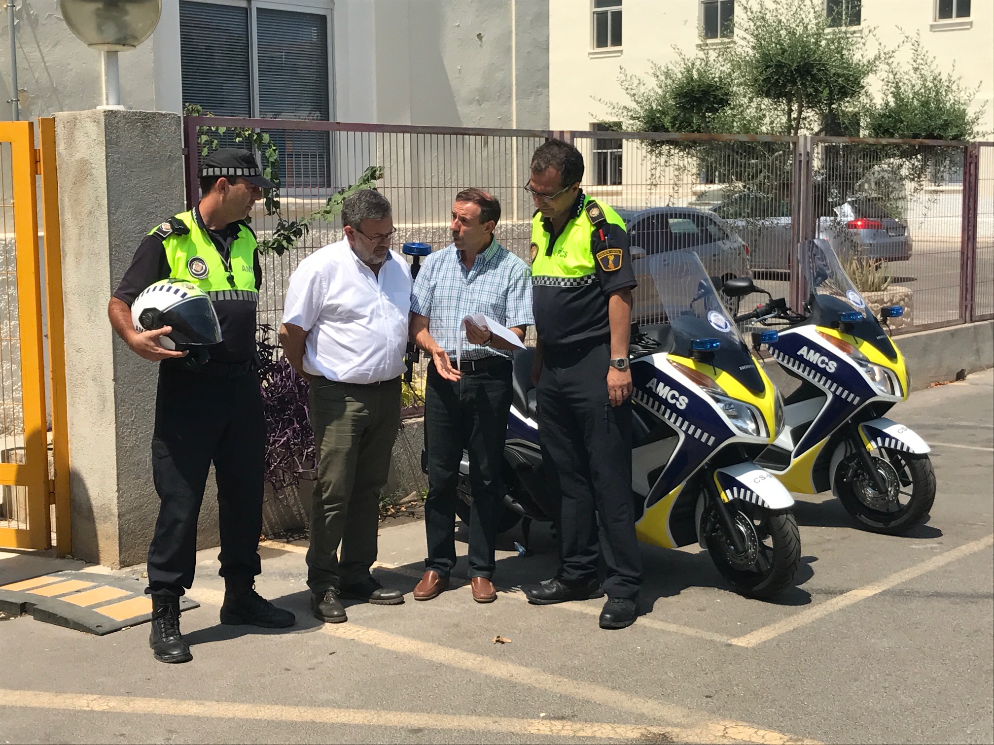 30-07-2017 FN noves motos per a agents mobilitat.JPG