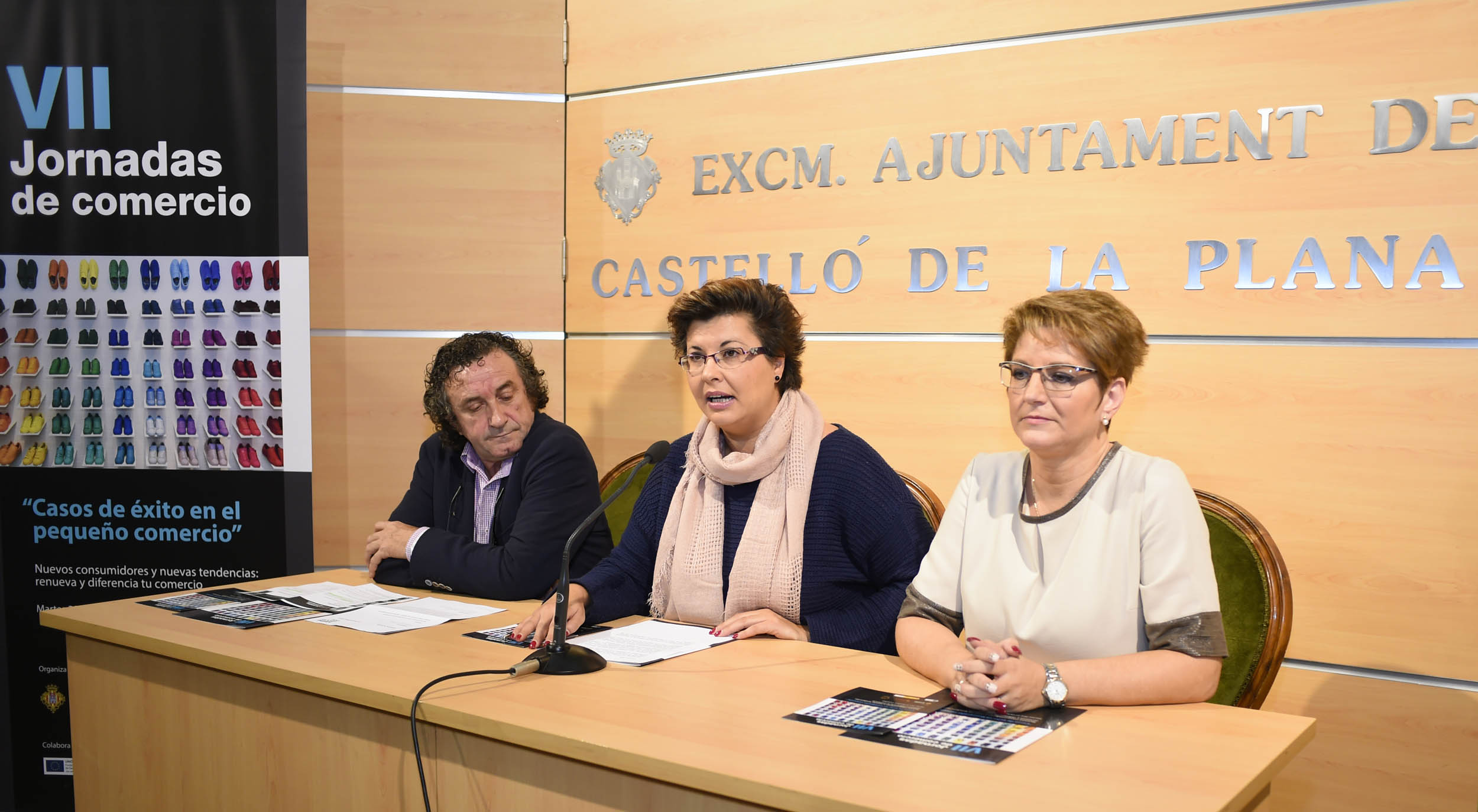 Patricia Puerta presentacio jornades comerc.JPG