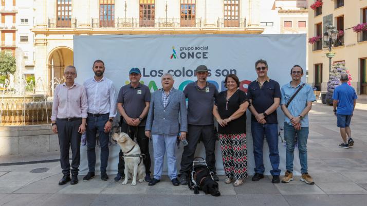 07-06-22 Granero Traver y Braina en la muestra de perros guia de la ONCE 3.jpg