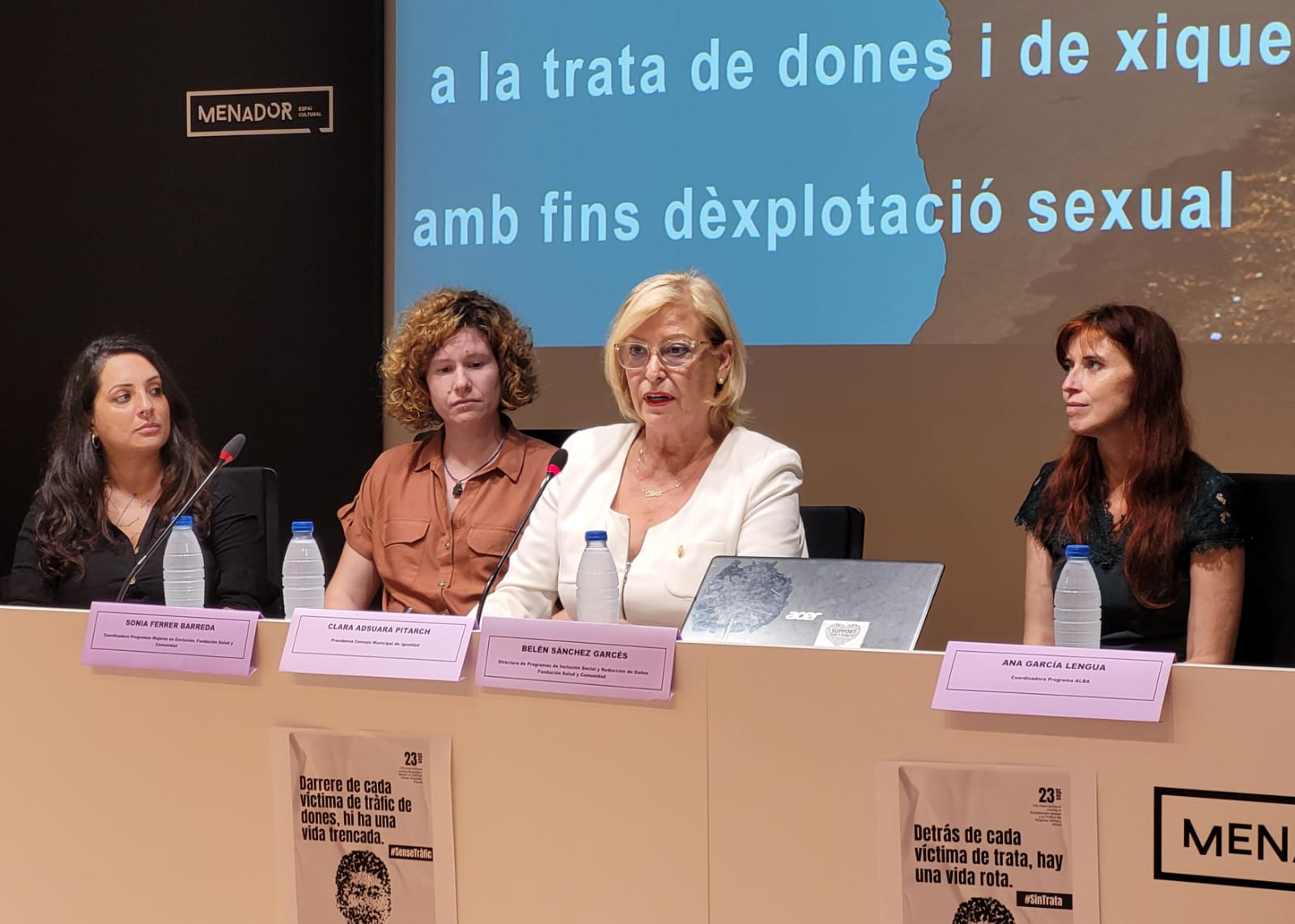 Adsuara: “No debemos cerrar los ojos ante la vulneración de los derechos humanos que sufren a día de hoy tantas mujeres, niñas y niños. Esta tarde hemos realizado un trabajo muy importante de sensibilización y concienciación”