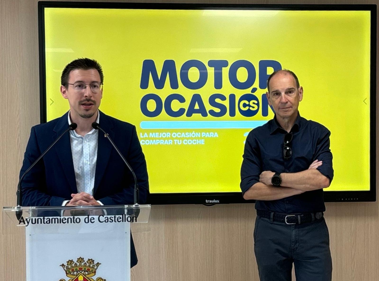Alberto Vidal, concejal de Comercio y Consumo, Fernando Lobón, director de Motorocasión Castellón, han hecho balance de una edición en la que se han vendido un total de 371 coches 