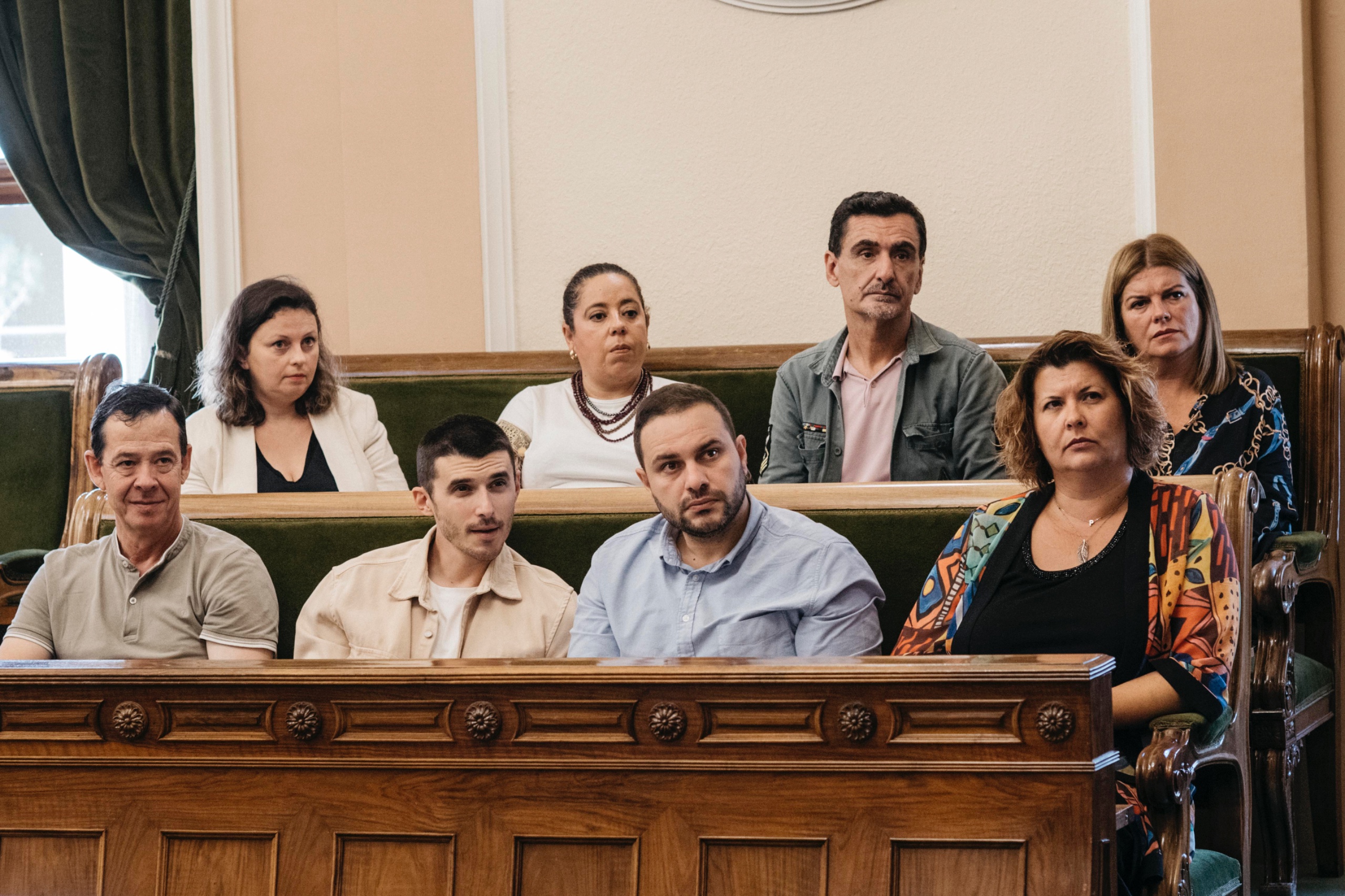 Carrasco se rebaja de nuevo ante Vox al dejar que Ortolá controle a Sales como portavoz del gobierno