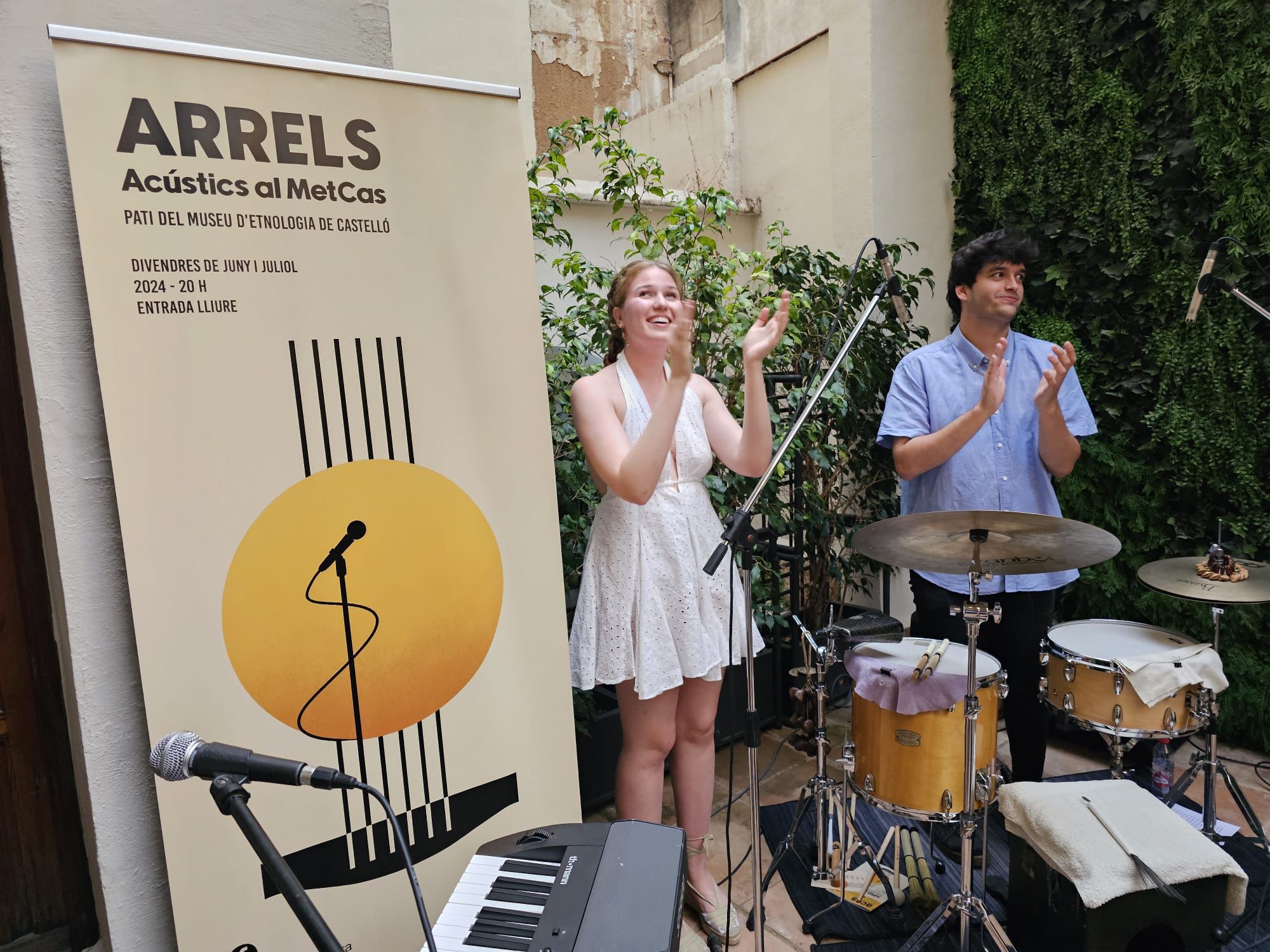 Luna Orleans arranca con éxito un ARRELS que quiere protagonizar el verano musical castellonense