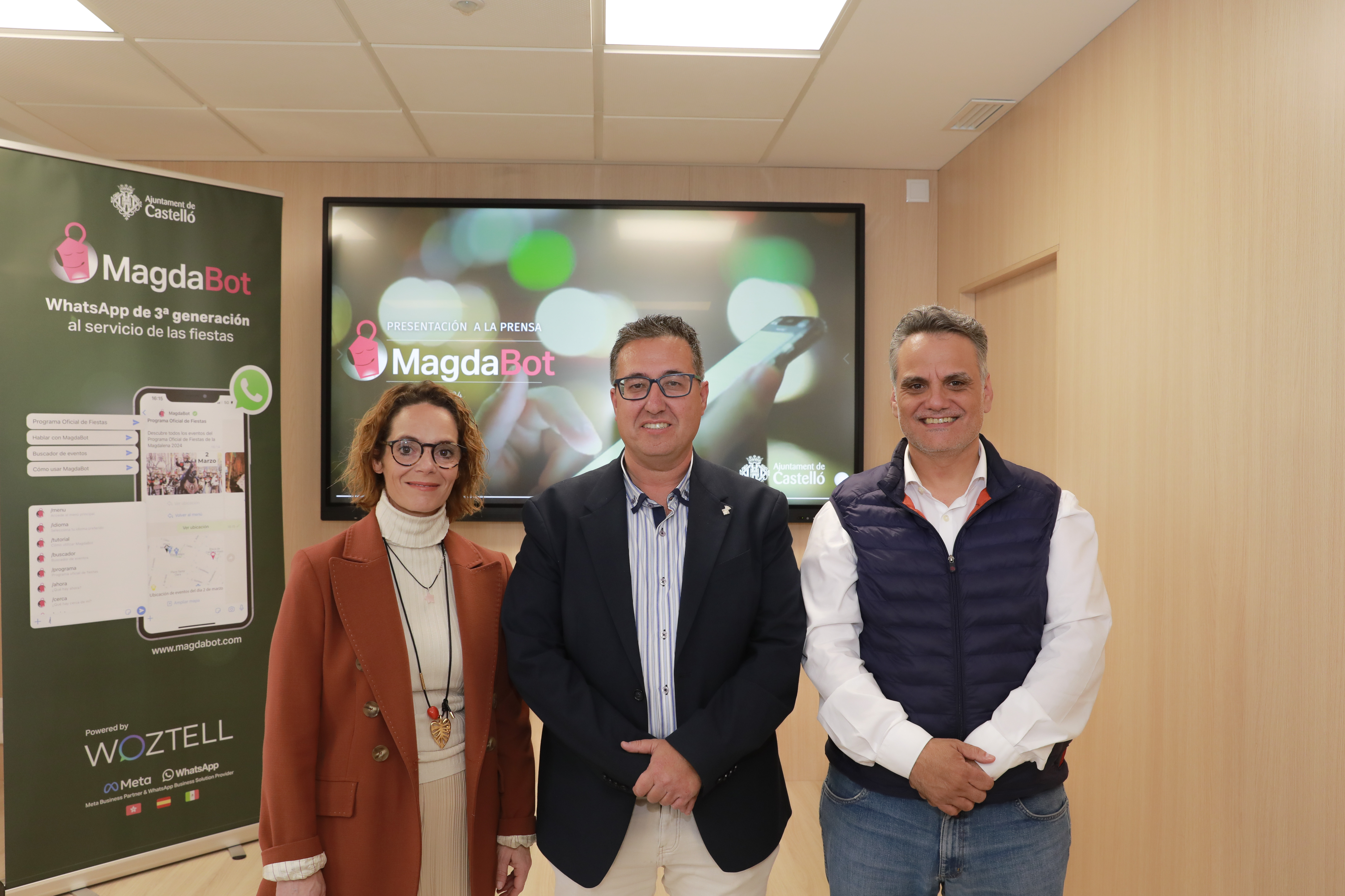 Castelló incorpora tecnologia i innovació a les festes de la Magdalena amb l'activació del ‘Magdabot’
