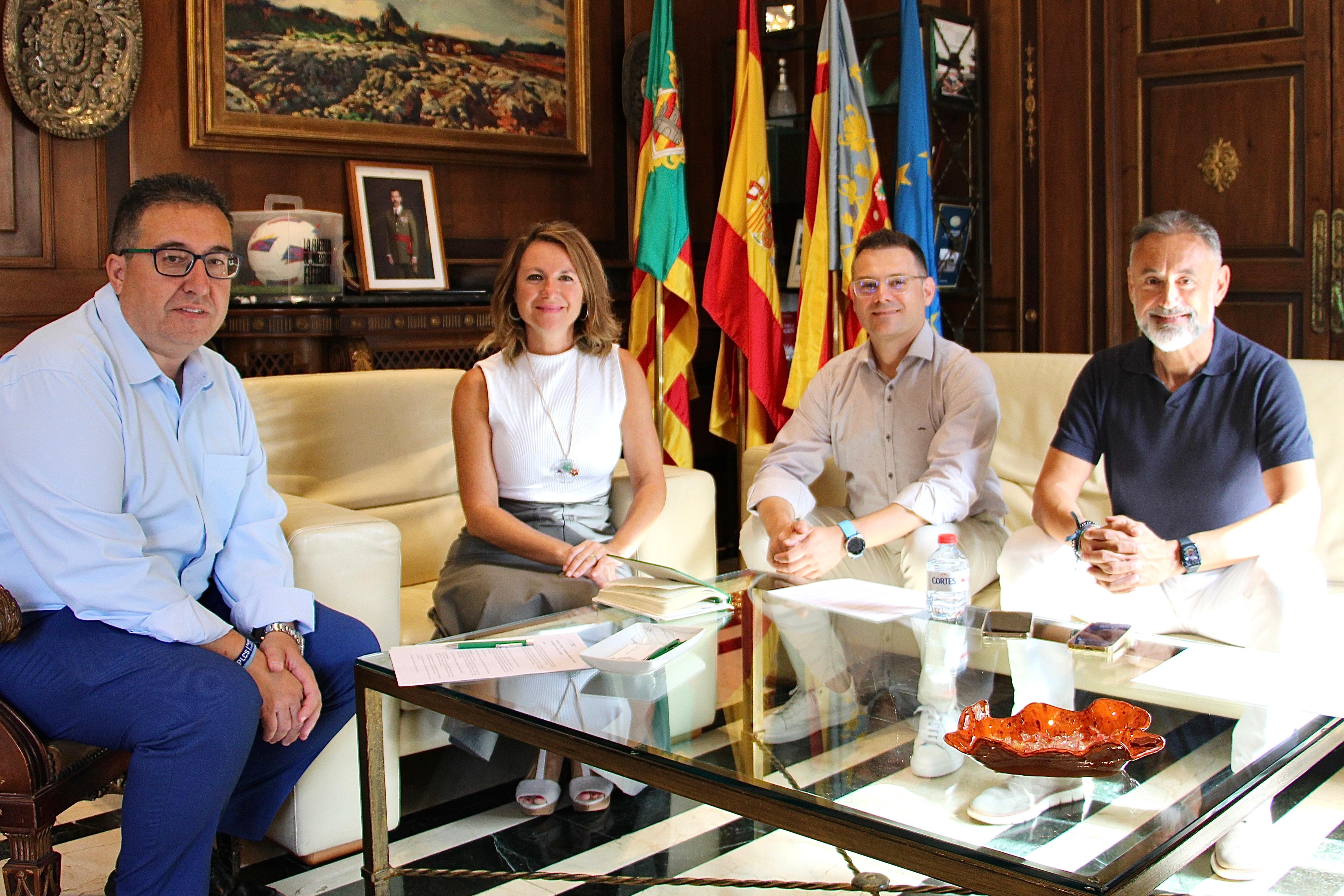 Begoña Carrasco: “Ayuntamiento y XarxaTec trabajarán de manera conjunta para atraer inversiones, empleo y la llegada de empresas tecnológicas a Castellón”