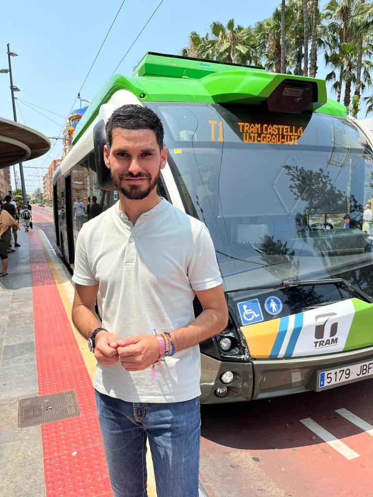 El Ayuntamiento de Castellón amplía de manera excepcional hoy jueves el horario nocturno del TRAM hasta las tres de la madrugada