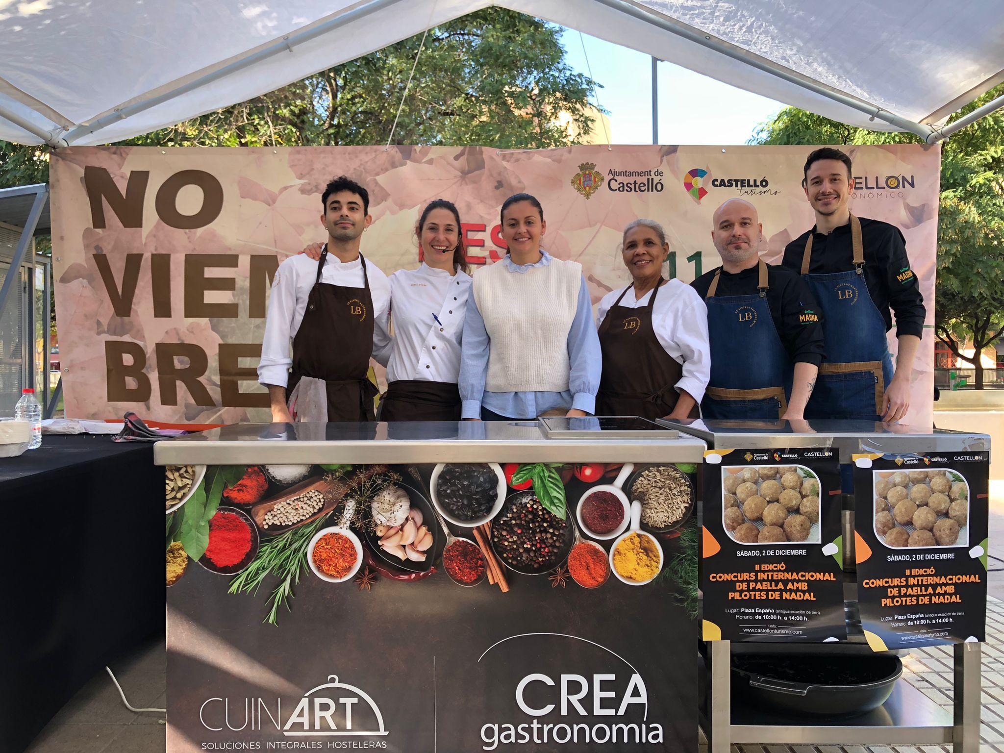 La cuinera Silvia Vives del restaurant Le Bistrot imparteix un showcooking en la plaça Illes Columbretes