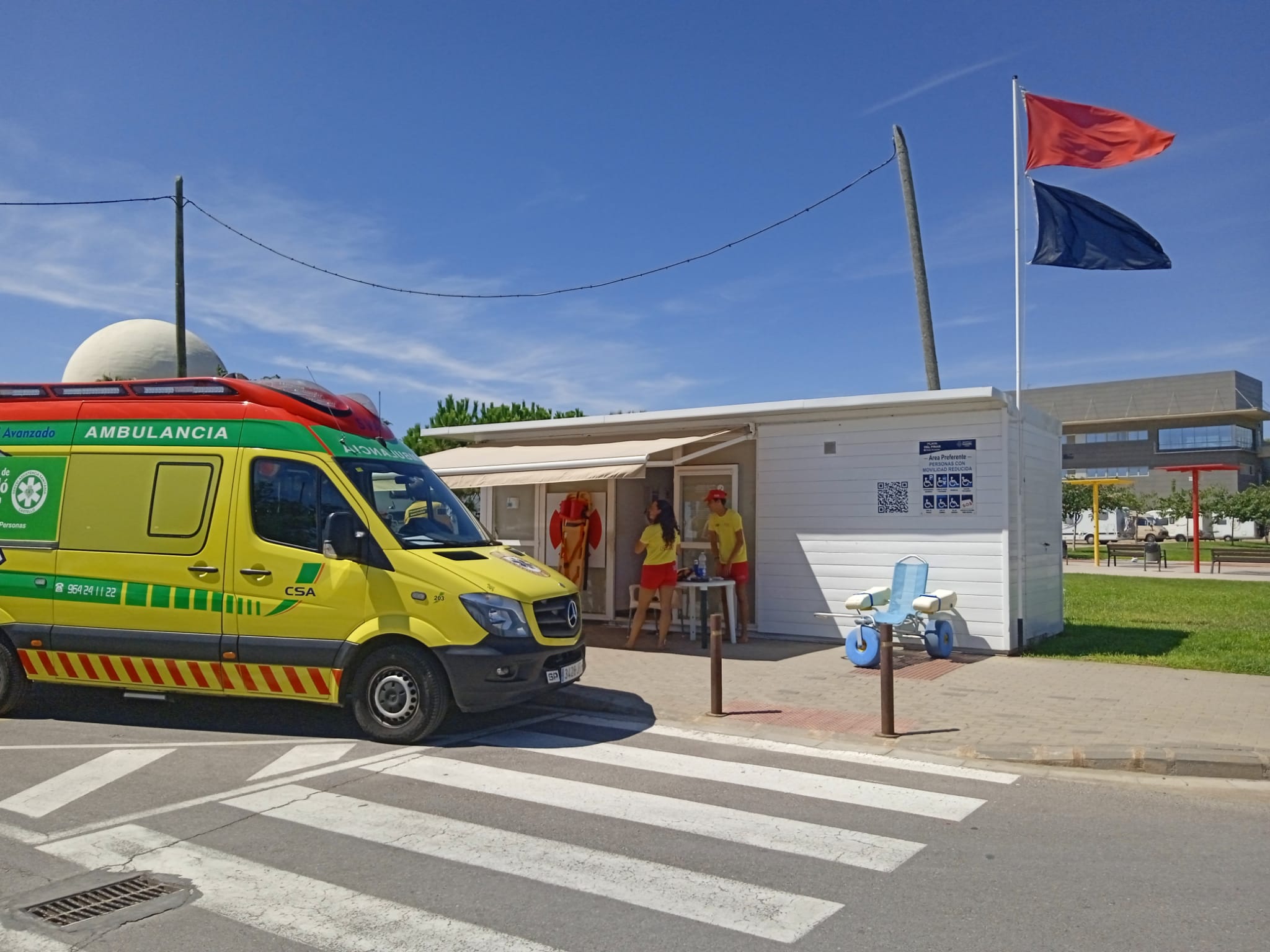 La regidoria de Turisme informa de la prohibició del bany a les platges de la Pineda i Gurugú per prevenció i seguretat