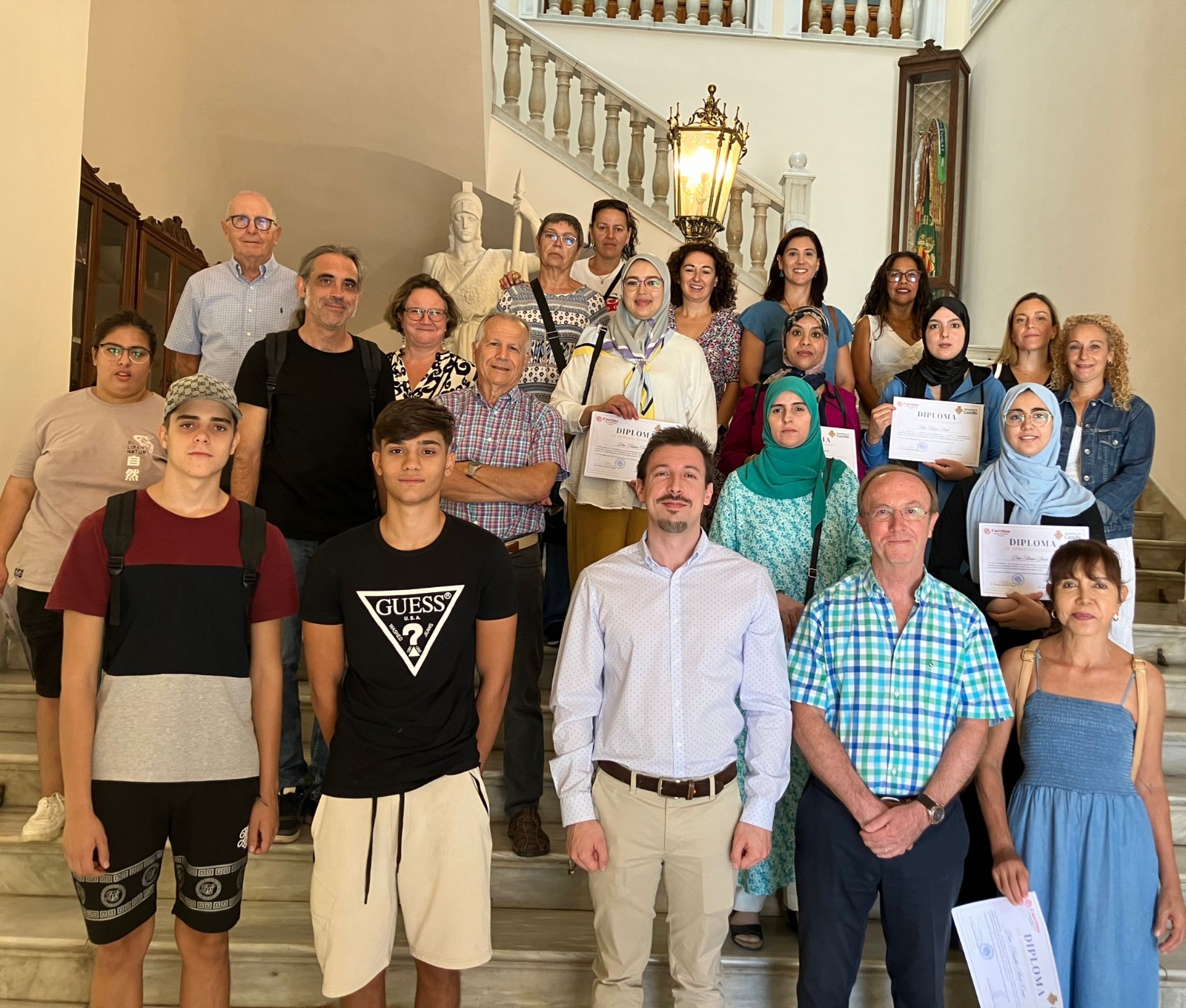 La entrega de diplomas de Cáritas vuelve al Ayuntamiento de Castellón de la mano de la nueva concejalía de Familia e Infancia