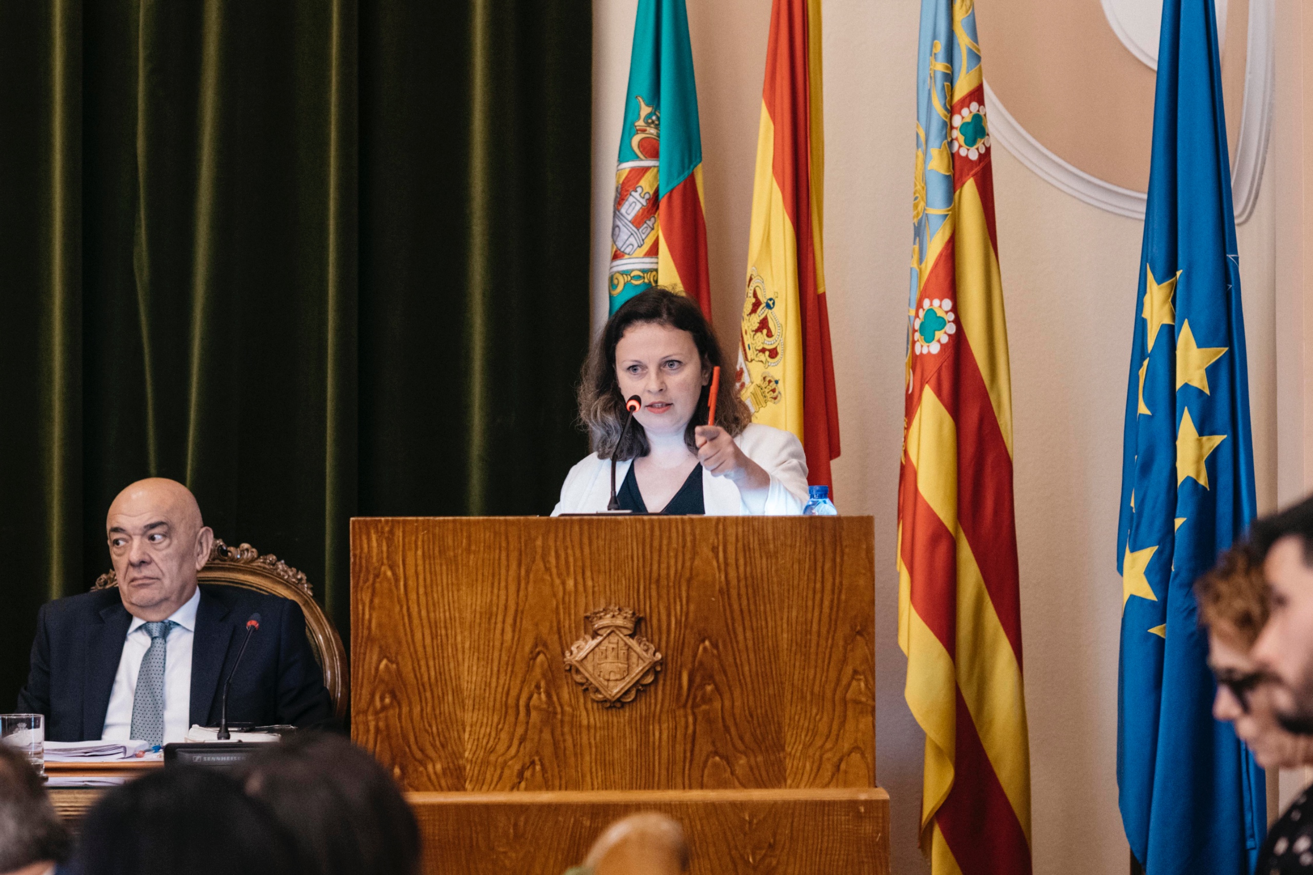 El PSPV pide leer en el pleno los nombres de mujeres, niños y niñas asesinadas por la violencia machista