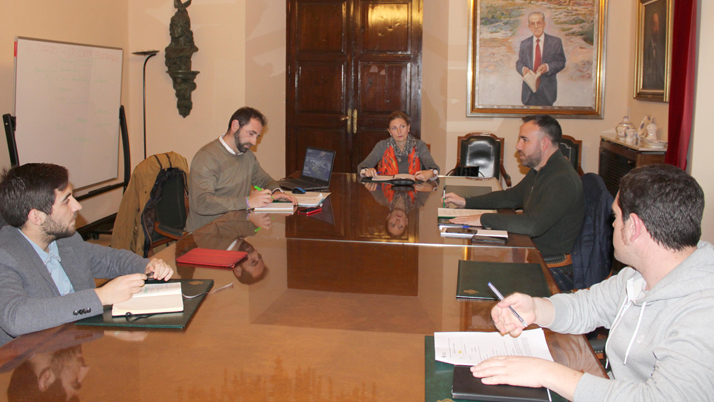 20200330_AmparoMarco.jpg
