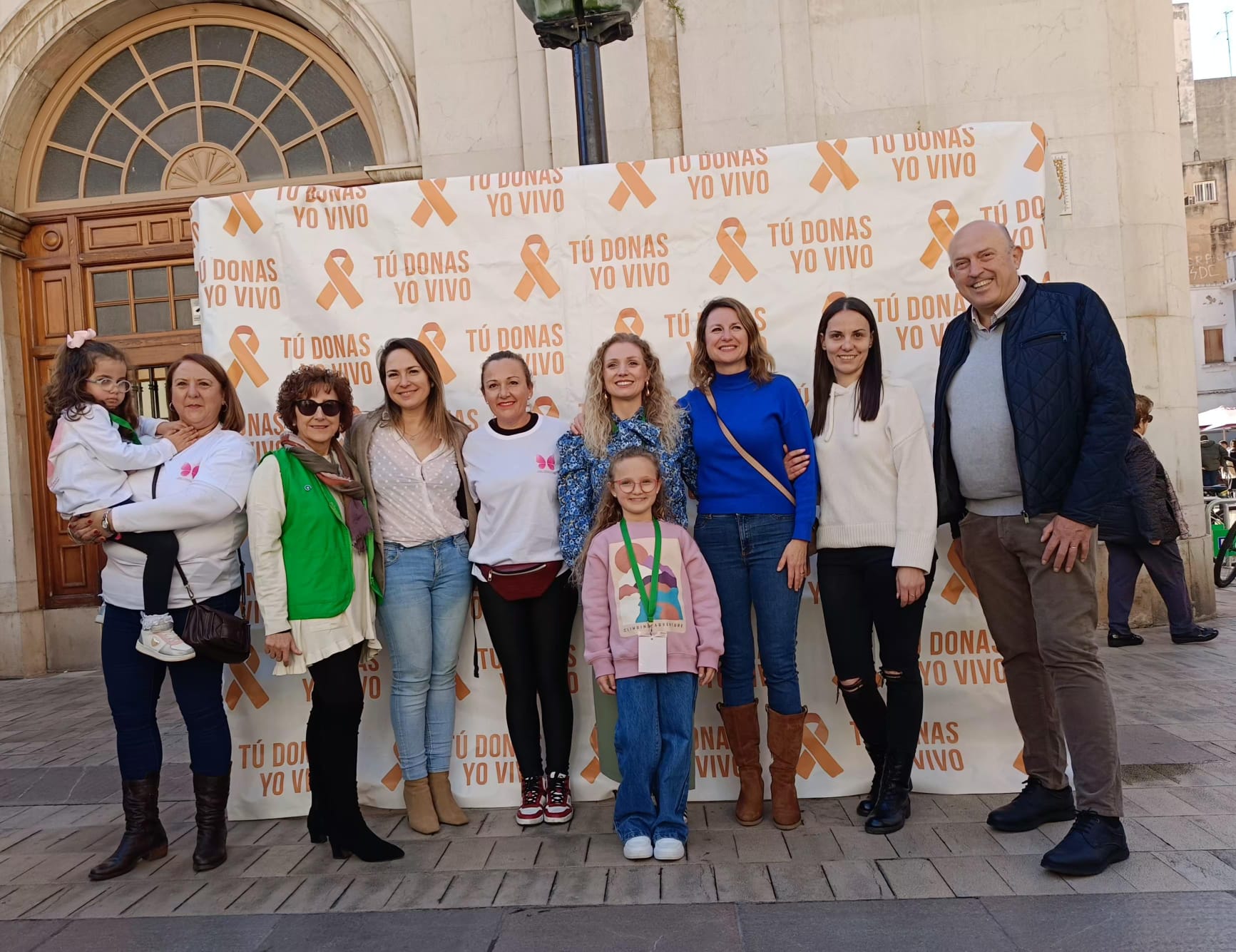 La Plaça Major s'ompli de solidaritat amb una jornada de conscienciació de donació de medul·la